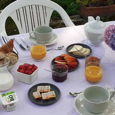 Alojamento de Acomodação e Pequeno-almoço Bellevue 3*