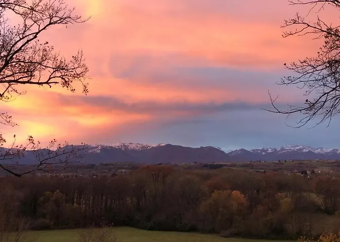 Bellevue לינה וארוחת בוקר 3*